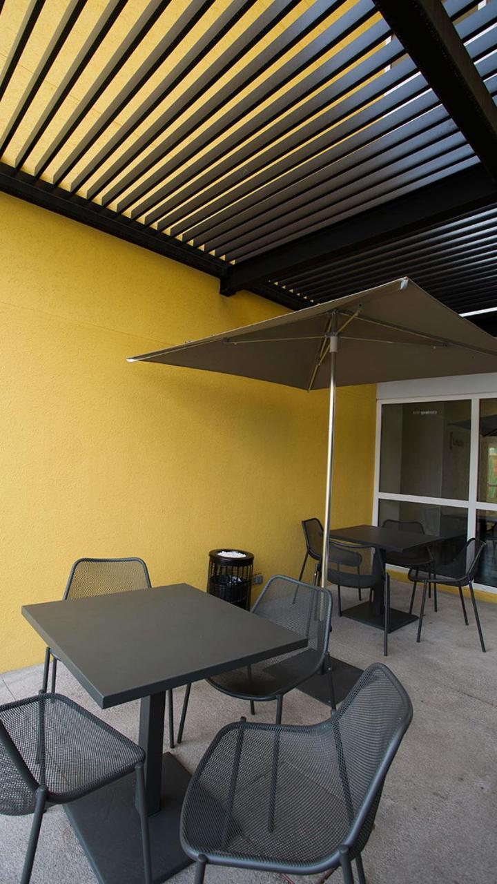 City Express By Marriott Irapuato Norte Exterior photo